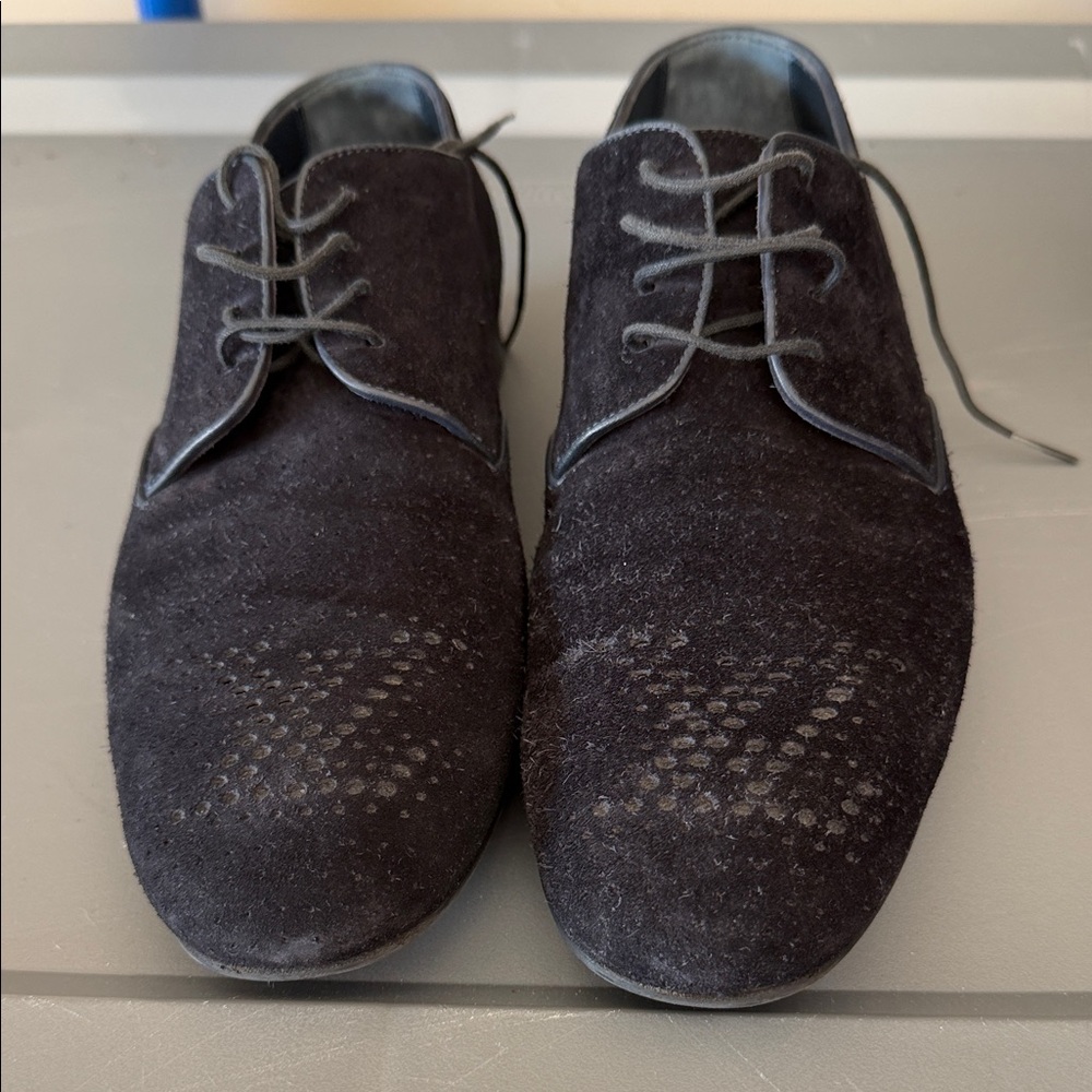Men's Louis Vuitton Black Suede Lace-Up Shoes